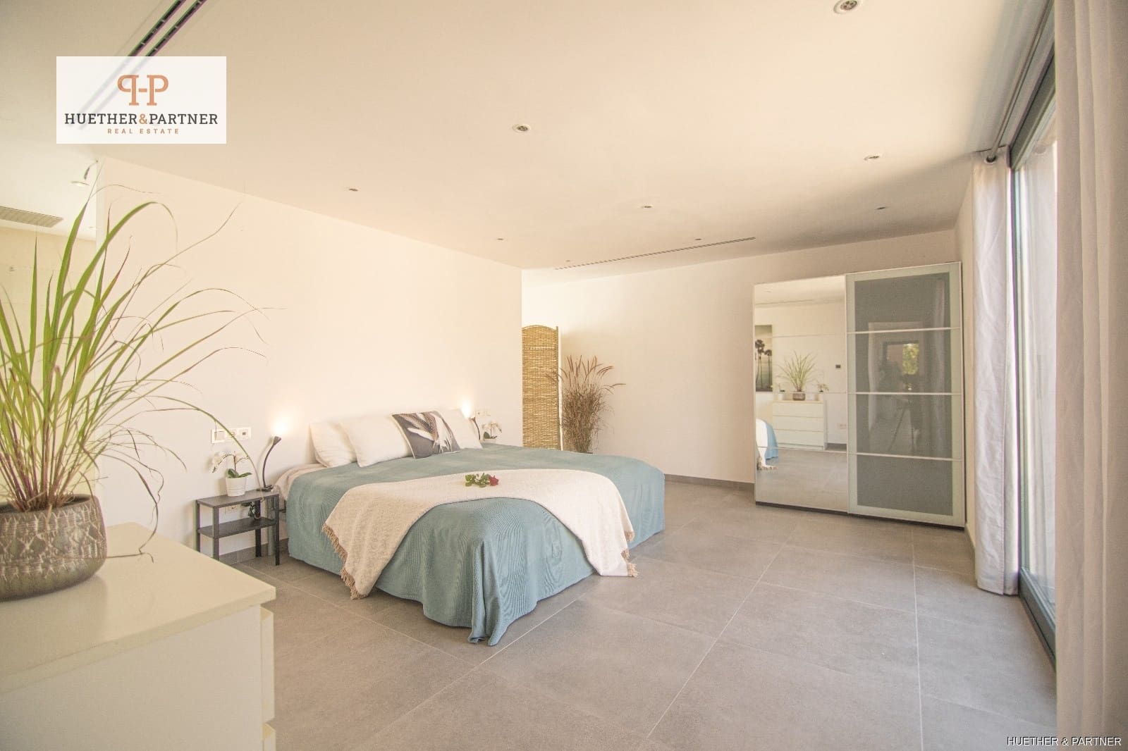 5 bedroom Finca/Country House for sale in Llucmajor - € 2,200,000 (Ref: 9180294)