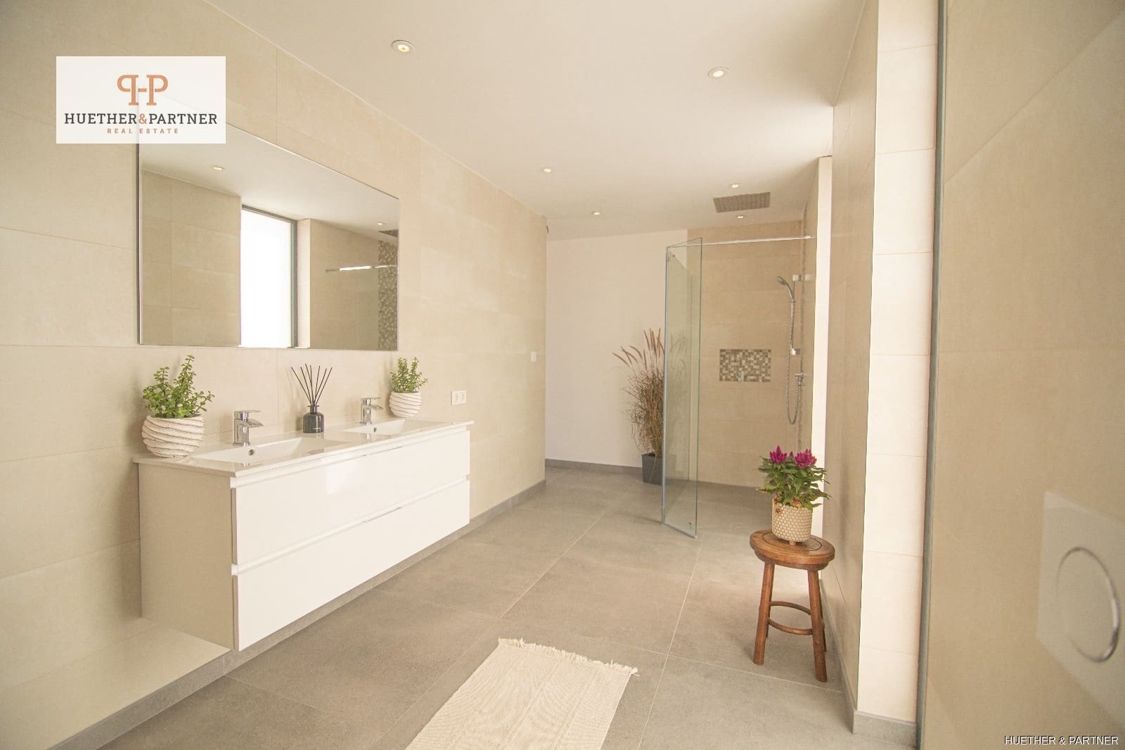 5 bedroom Finca/Country House for sale in Llucmajor - € 2,200,000 (Ref: 9180294)