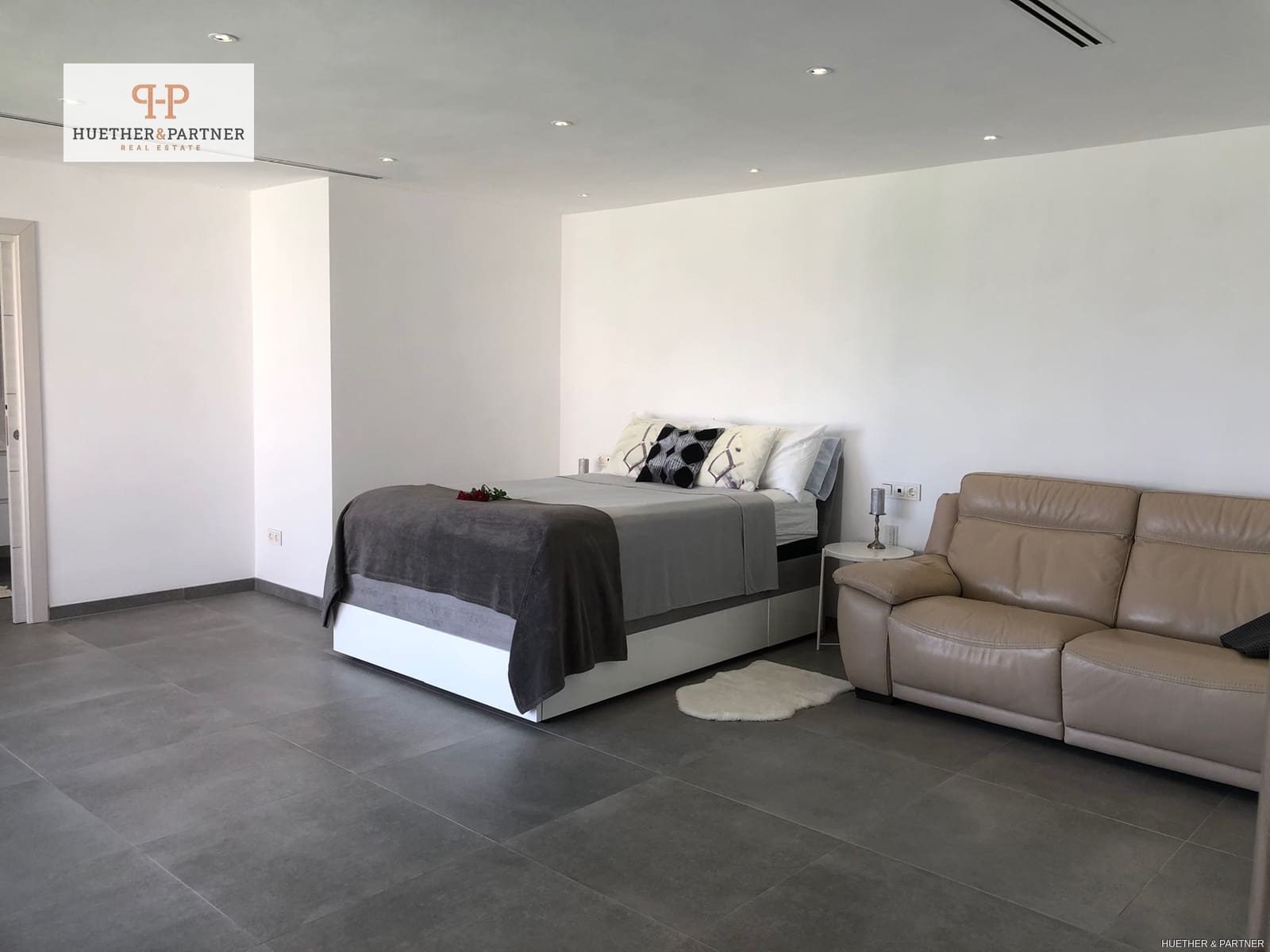 5 bedroom Finca/Country House for sale in Llucmajor - € 2,200,000 (Ref: 9180294)