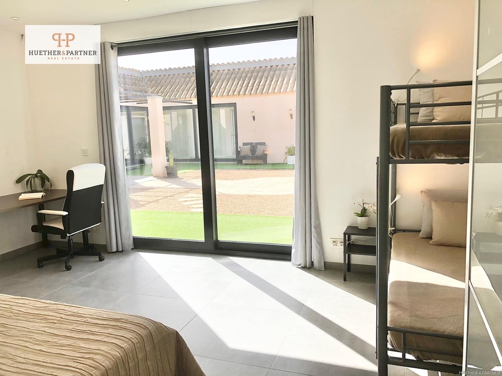 5 bedroom Finca/Country House for sale in Llucmajor - € 2,200,000 (Ref: 9180294)