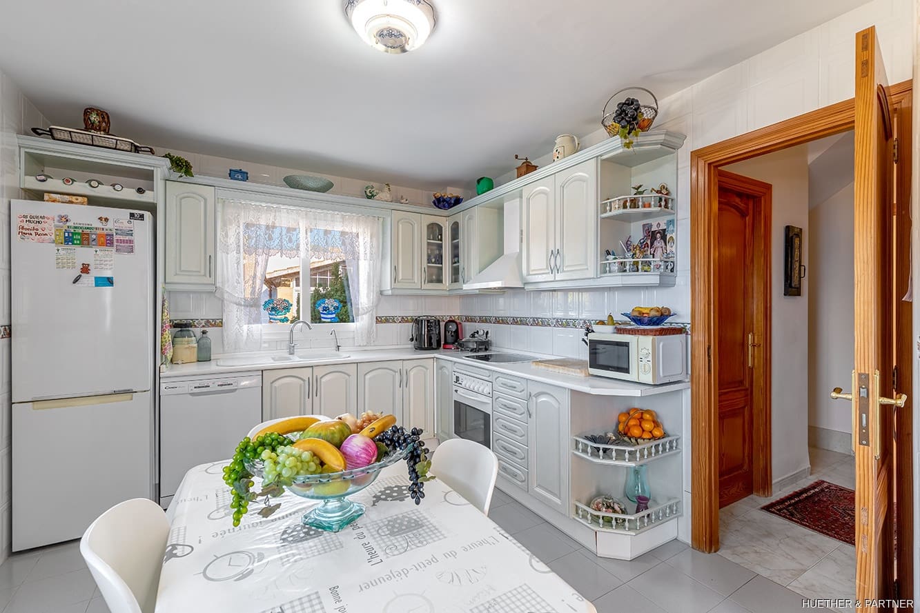 3 bedroom Villa for sale in Llucmajor - € 1,390,000 (Ref: 9263404)