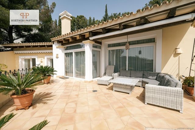 4 soveværelse Villa til salg i Calvià Pueblo, Calvià - € 3.800.000 (Ref: 9322700)