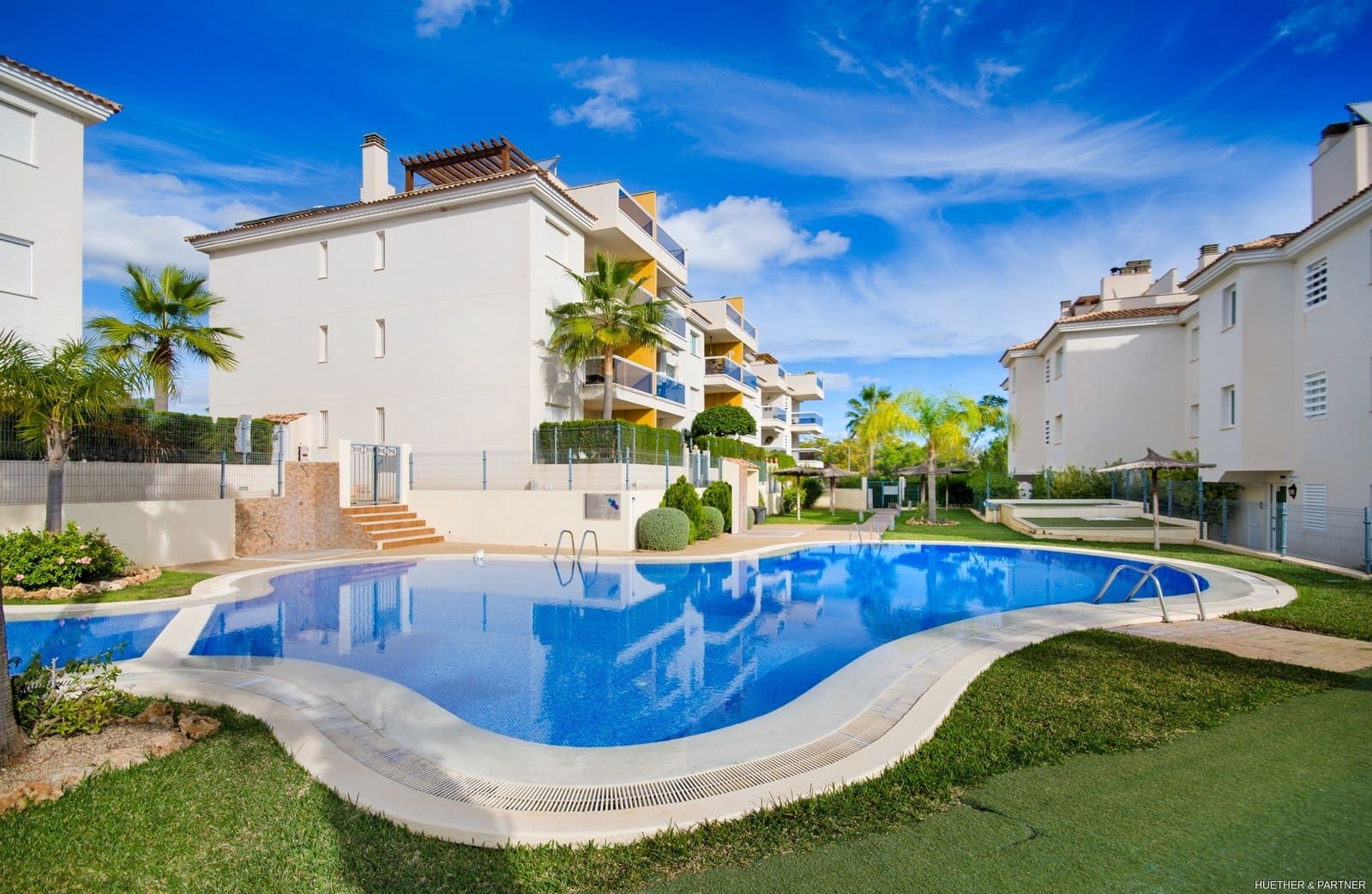 2 slaapkamer Flat te koop in Calas de Mallorca - € 375.000 (Ref: 9337288)