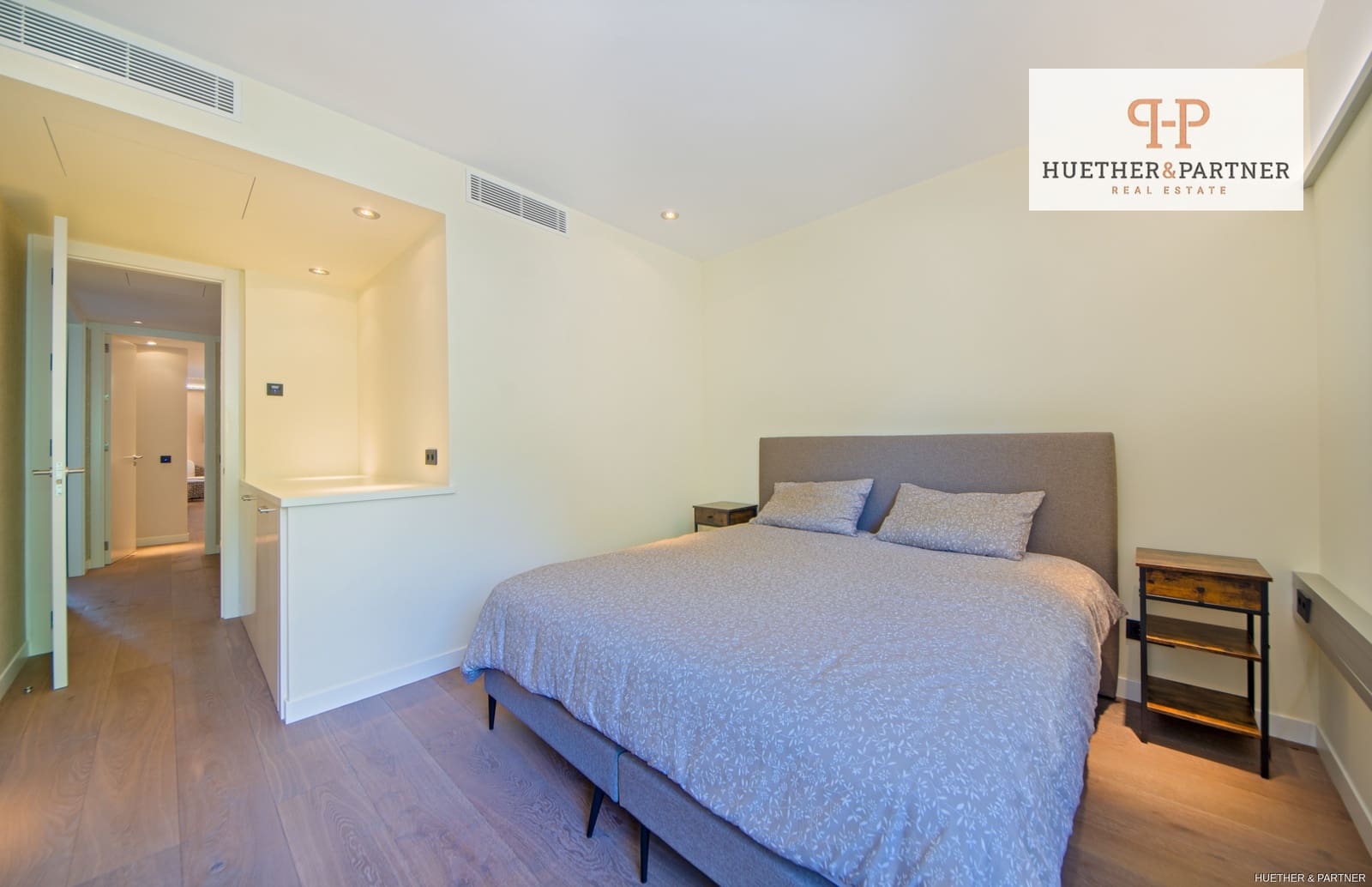 3 slaapkamer Flat te koop in Bendinat - € 2.250.000 (Ref: 9337523)