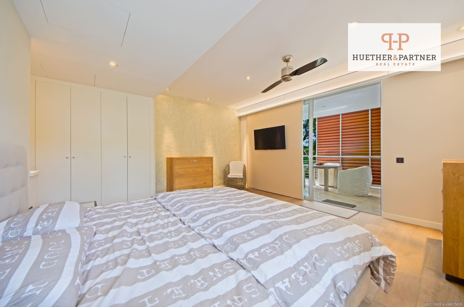 3 slaapkamer Flat te koop in Bendinat - € 2.250.000 (Ref: 9337523)