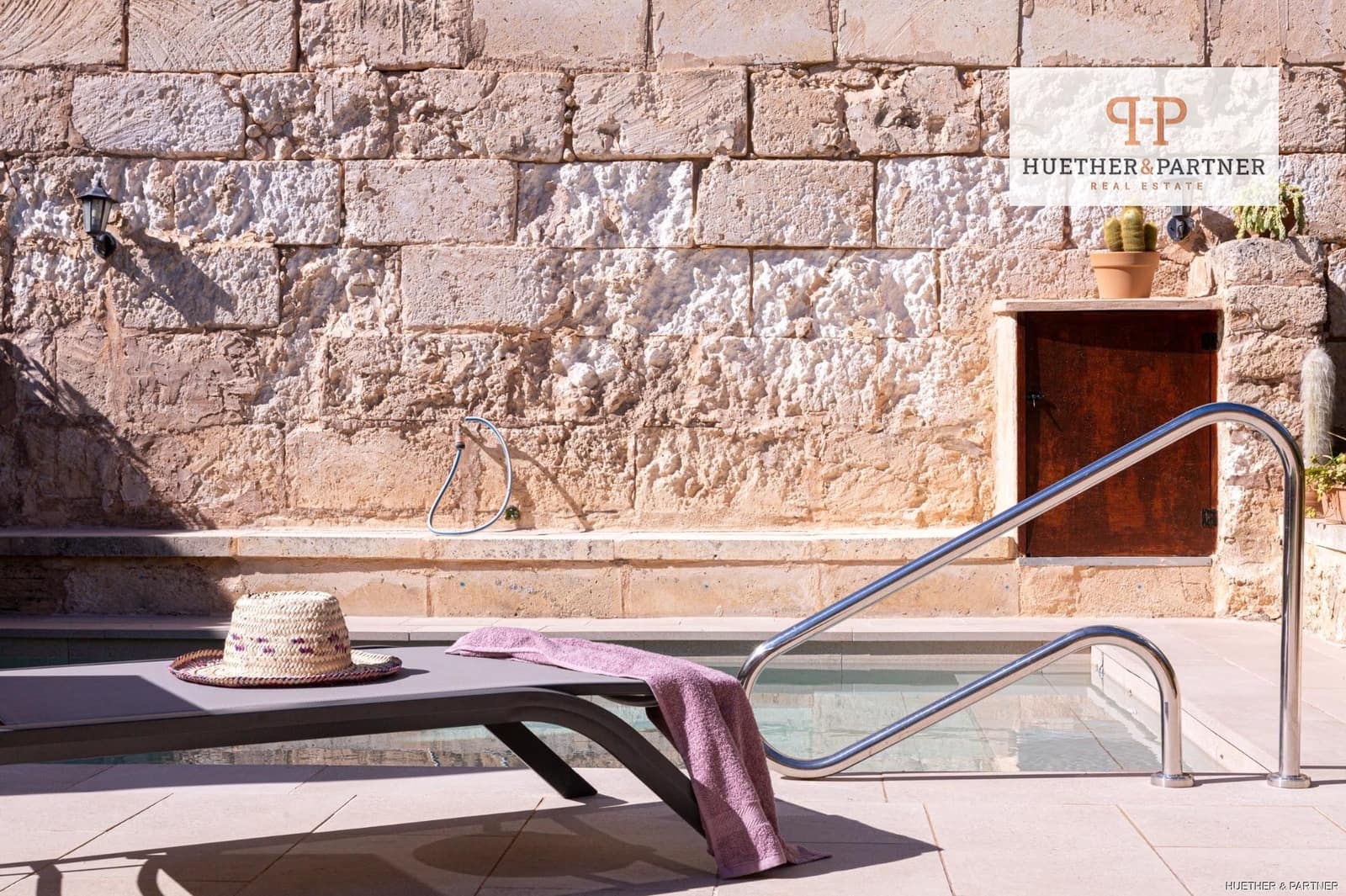 5 bedroom Townhouse for sale in Sa Pobla - € 849,000 (Ref: 9340206)