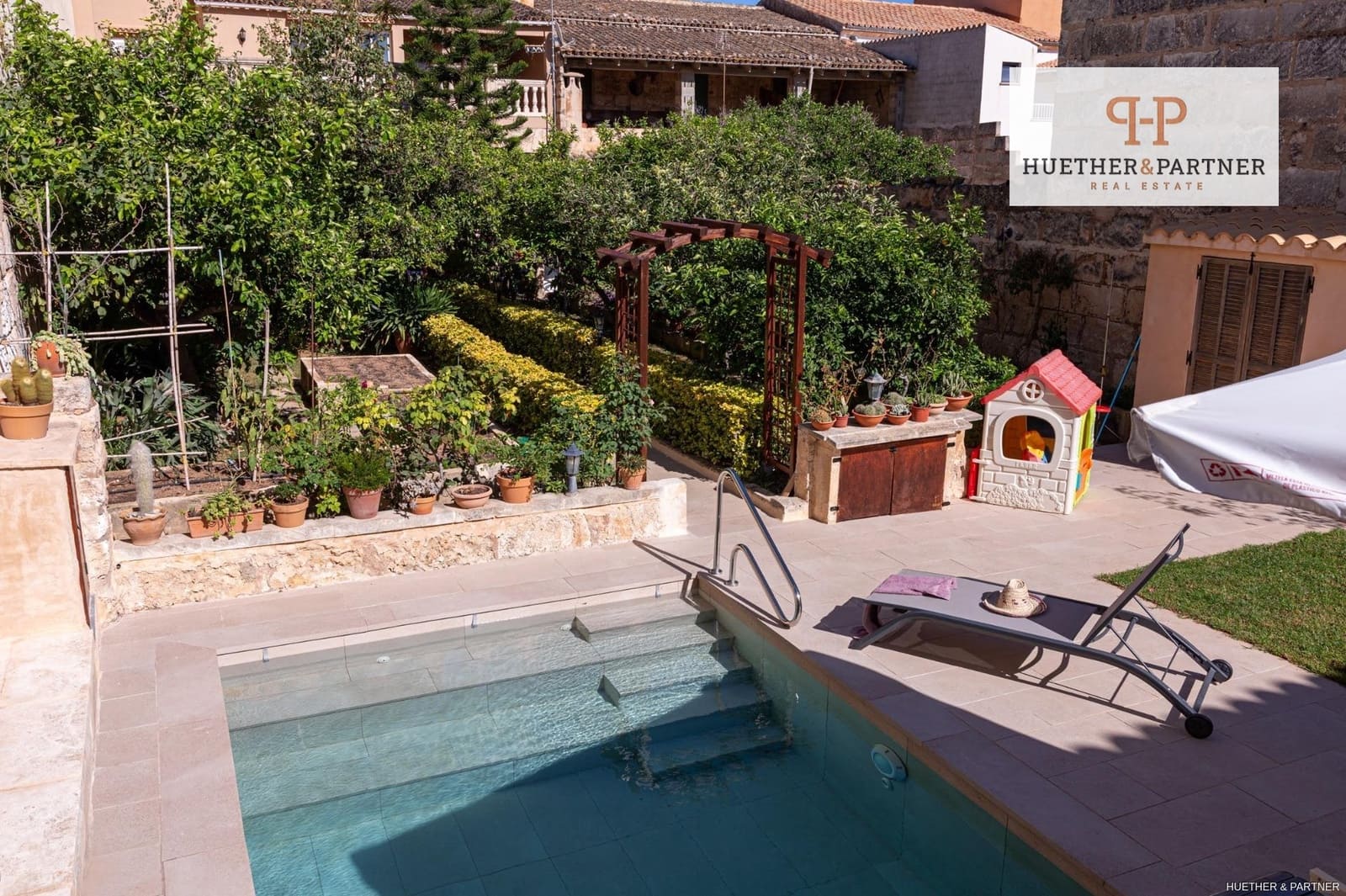 5 bedroom Townhouse for sale in Sa Pobla - € 849,000 (Ref: 9340206)