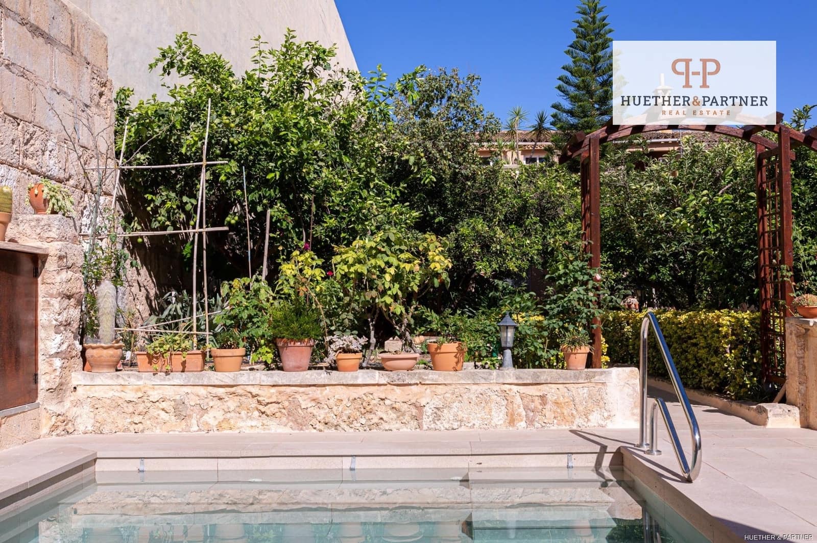 5 bedroom Townhouse for sale in Sa Pobla - € 849,000 (Ref: 9340206)