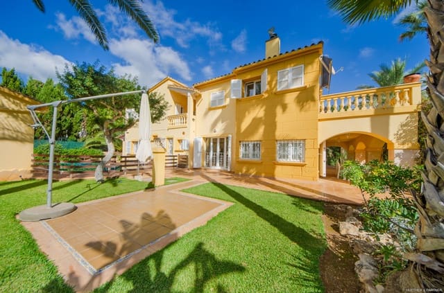 5 soveværelse Byhus til salg i Port Verd, Son Servera - € 1.450.000 (Ref: 9400268)