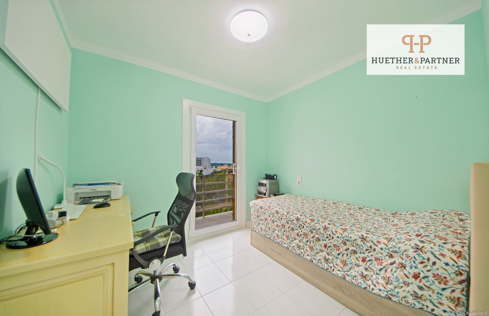 3 bedroom Flat for sale in S'Illot - € 399,000 (Ref: 9412692)