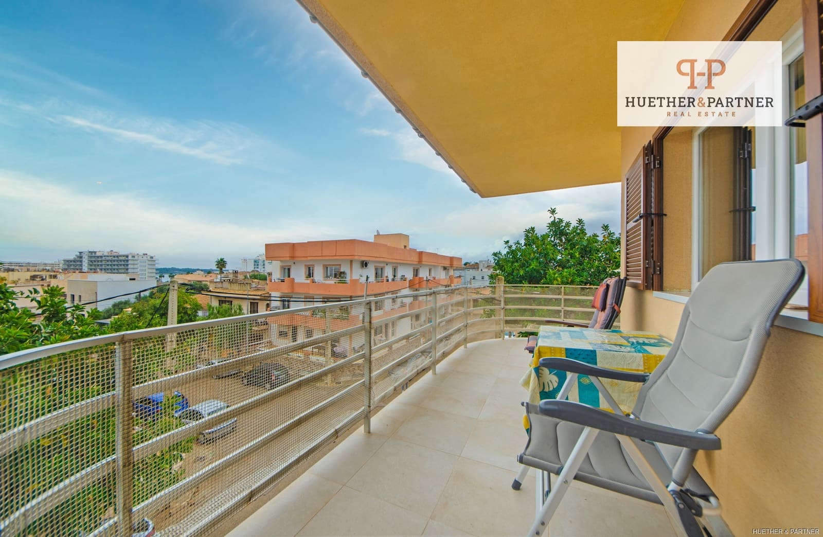 3 bedroom Flat for sale in S'Illot - € 399,000 (Ref: 9412692)