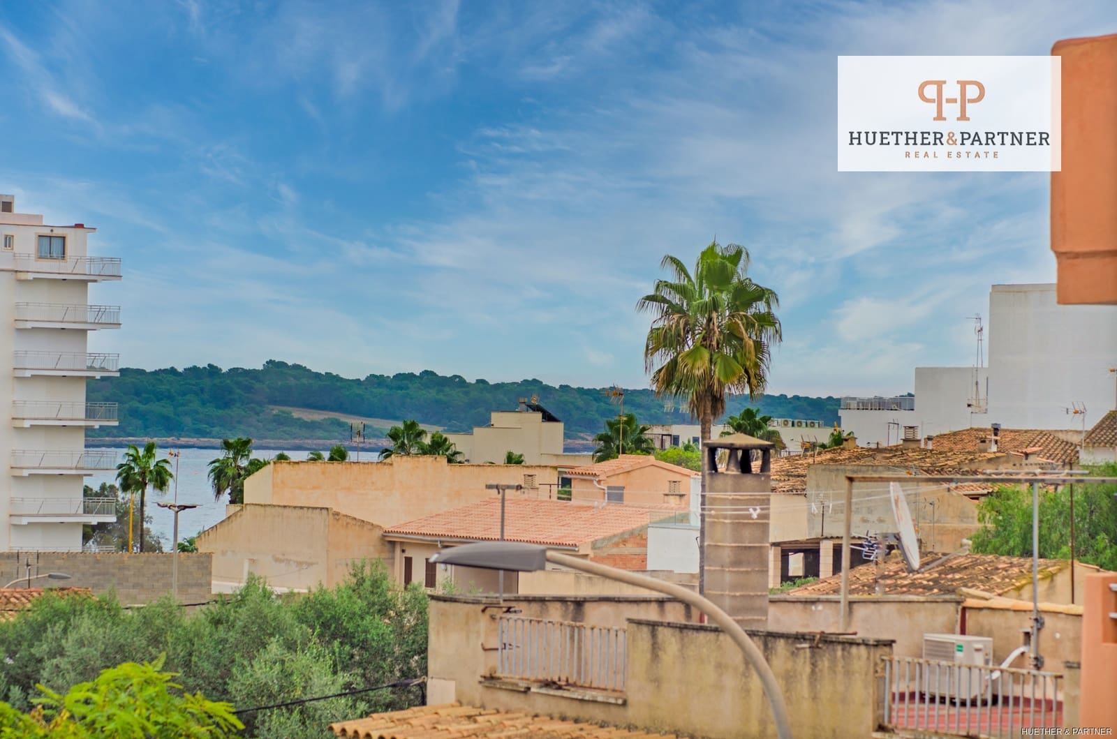 3 bedroom Flat for sale in S'Illot - € 399,000 (Ref: 9412692)