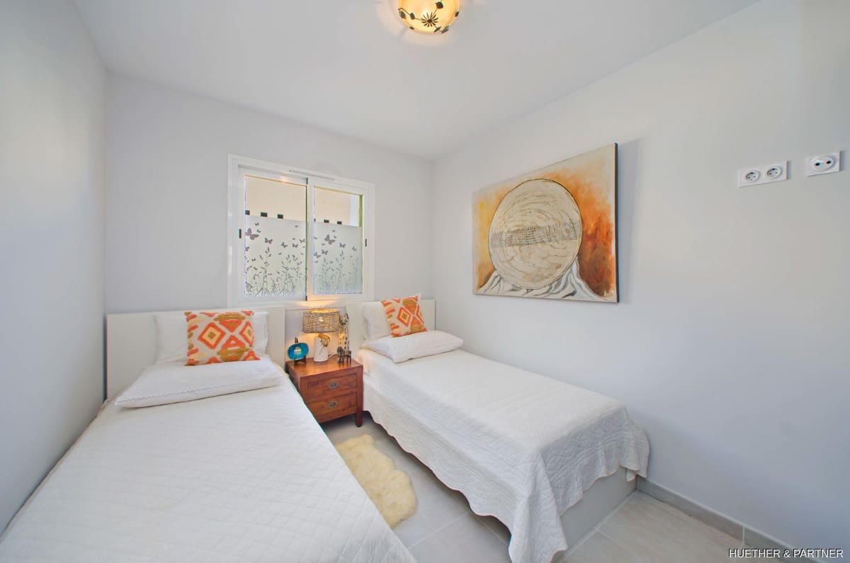 2 soveværelse Lejlighed til salg i Cala Murada - € 449.000 (Ref: 9436255)