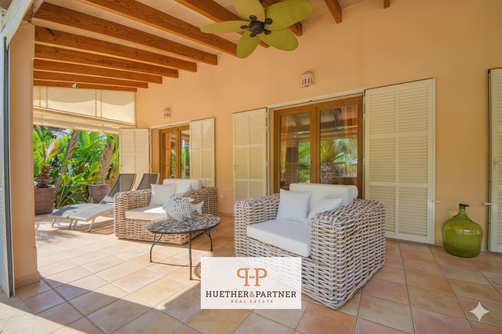 2 bedroom Villa for sale in Cala Murada - € 1,285,000 (Ref: 9467902)
