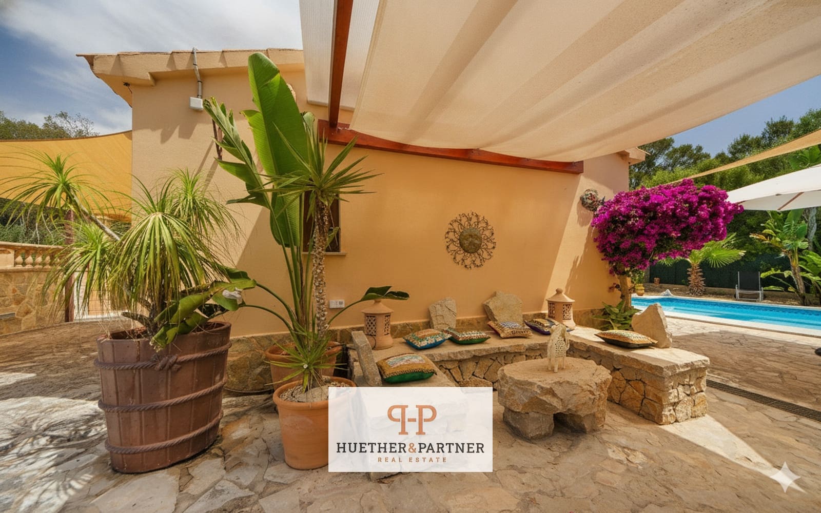 2 bedroom Villa for sale in Cala Murada - € 1,285,000 (Ref: 9467902)