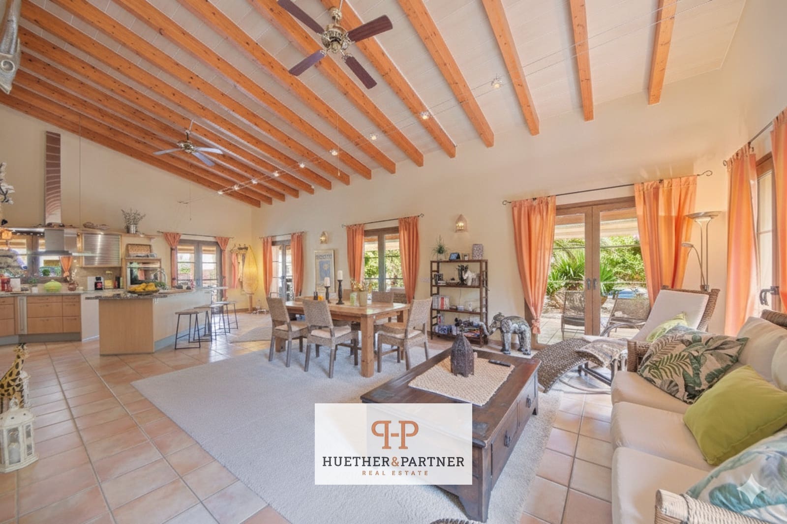 2 bedroom Villa for sale in Cala Murada - € 1,285,000 (Ref: 9467902)
