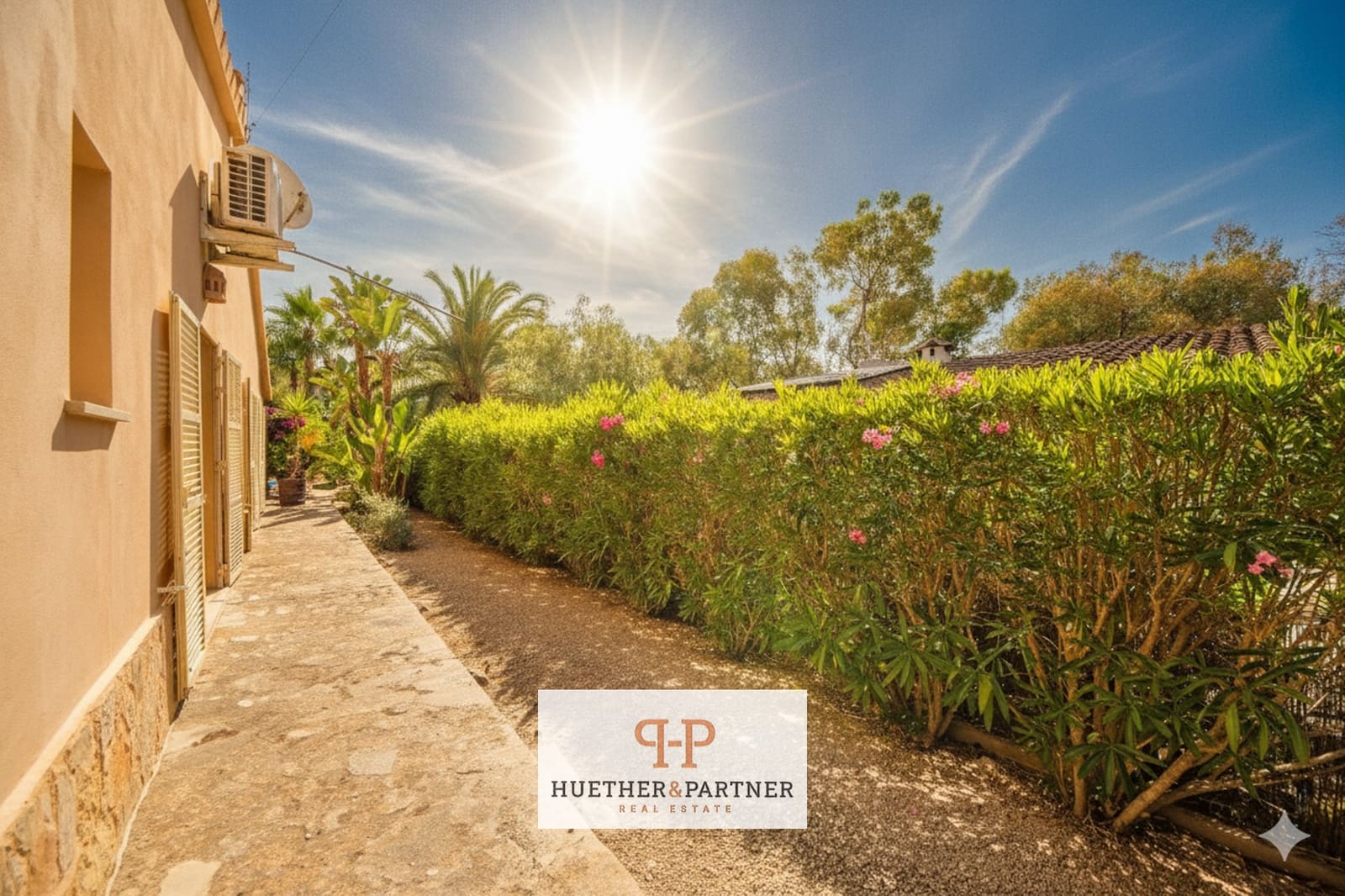 2 bedroom Villa for sale in Cala Murada - € 1,285,000 (Ref: 9467902)