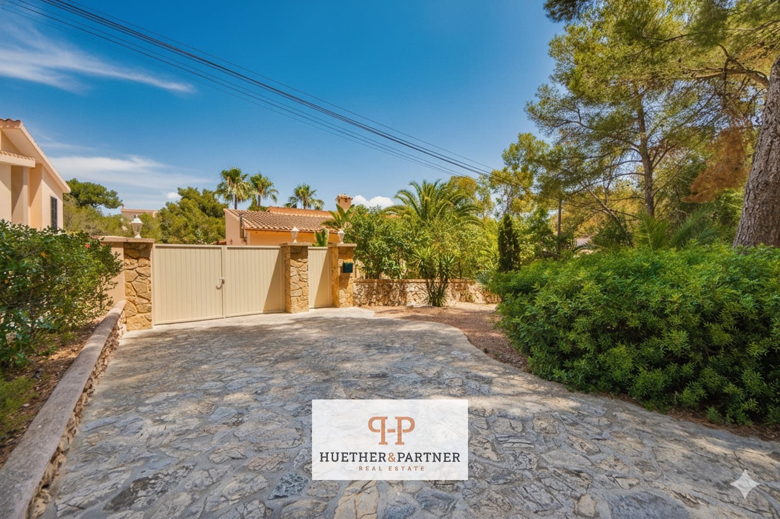 2 bedroom Villa for sale in Cala Murada - € 1,285,000 (Ref: 9467902)