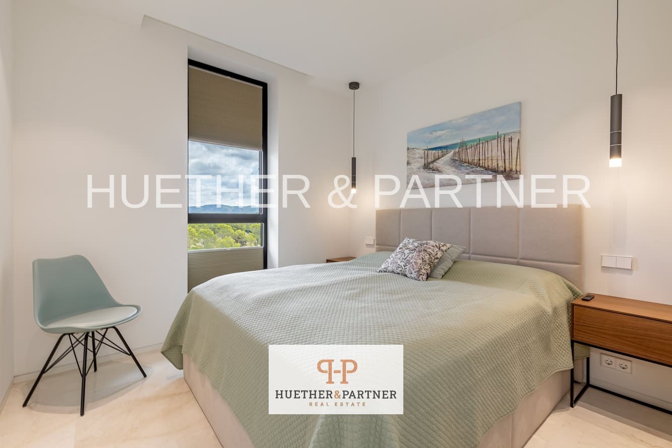3 bedroom Flat for sale in Peguera / Paguera - € 2,750,000 (Ref: 9508037)