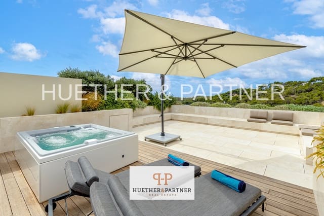 3 bedroom Flat for sale in Peguera / Paguera, Calvià - € 2,750,000 (Ref: 9508037)