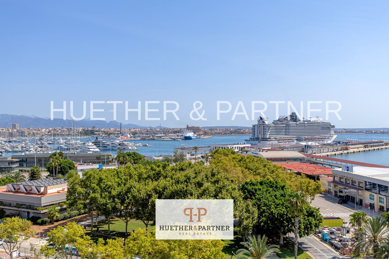 3 bedroom Flat for sale in Palma de Mallorca - € 2,100,000 (Ref: 9508111)