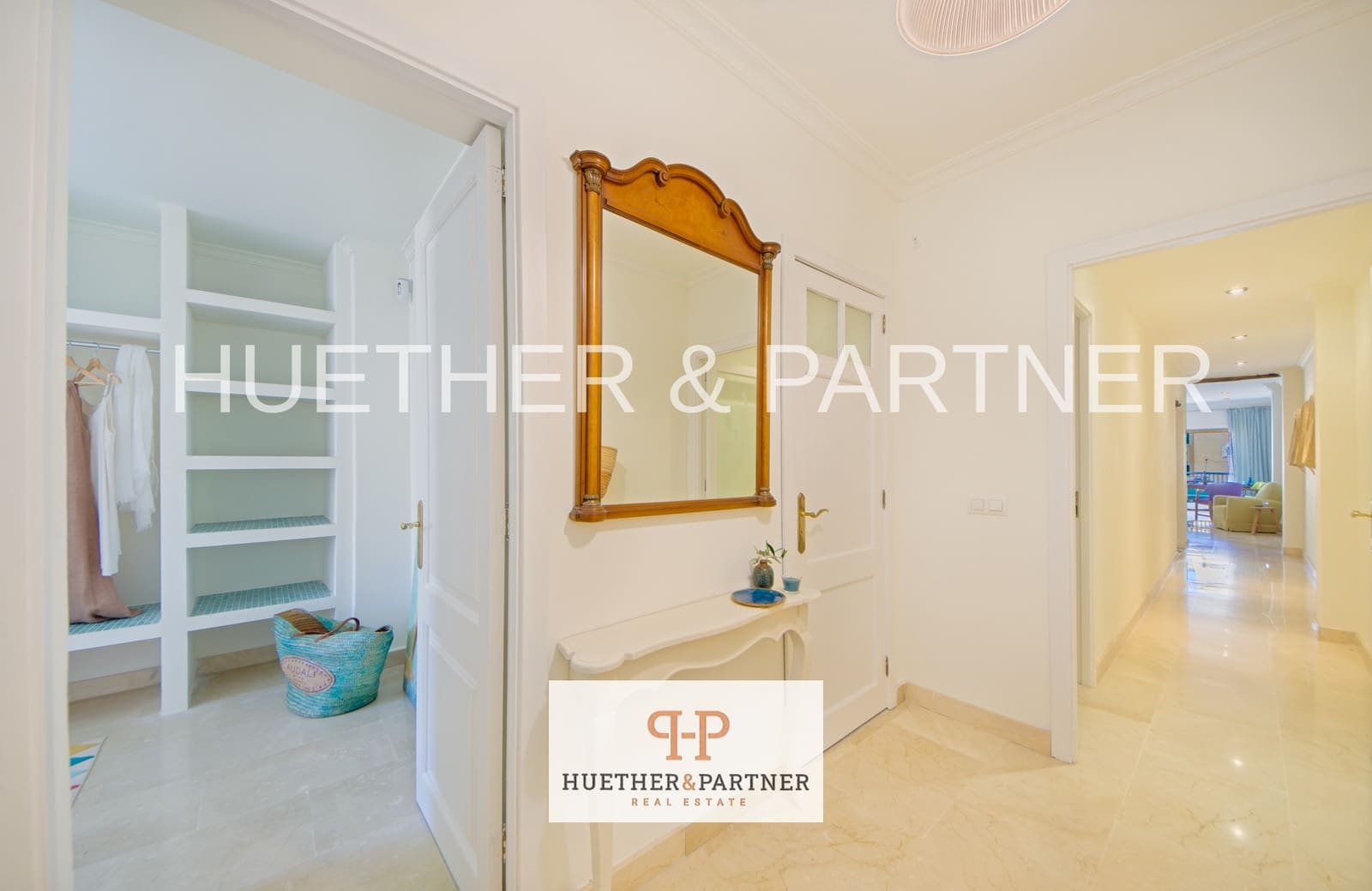 2 bedroom Flat for sale in Portocristo / Port de Manacor - € 390,000 (Ref: 9547379)