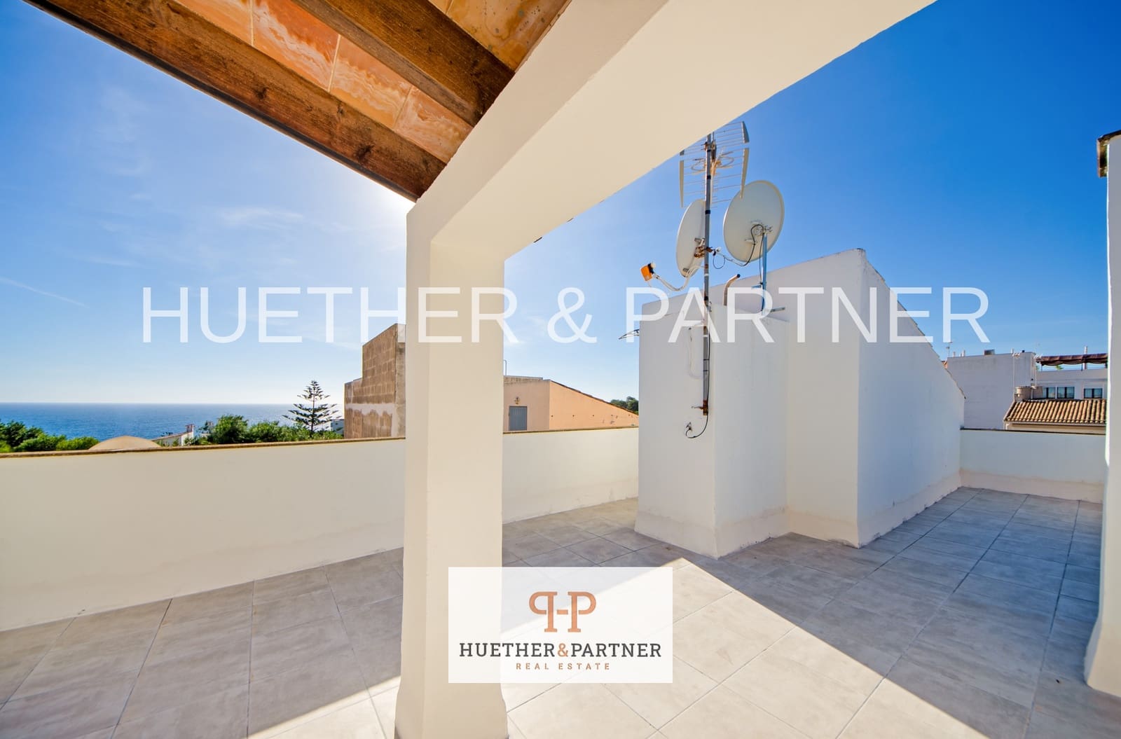 2 bedroom Flat for sale in Portocristo / Port de Manacor - € 390,000 (Ref: 9547379)