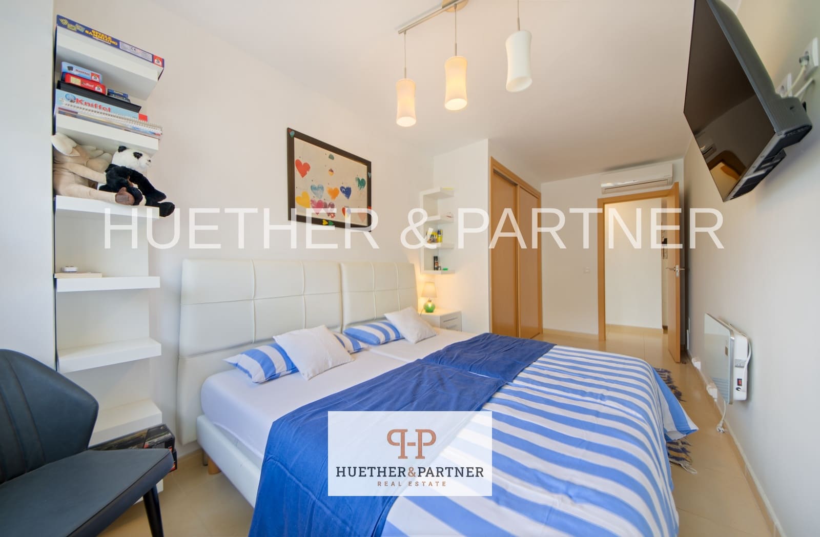 2 bedroom Flat for sale in Cala Antena - € 359,000 (Ref: 9558370)