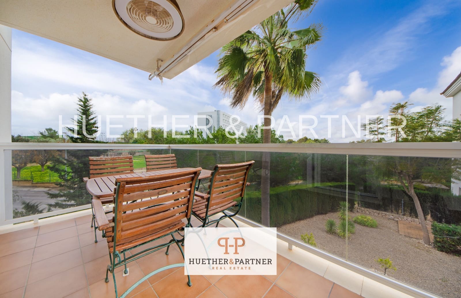 2 bedroom Flat for sale in Cala Antena - € 359,000 (Ref: 9558370)