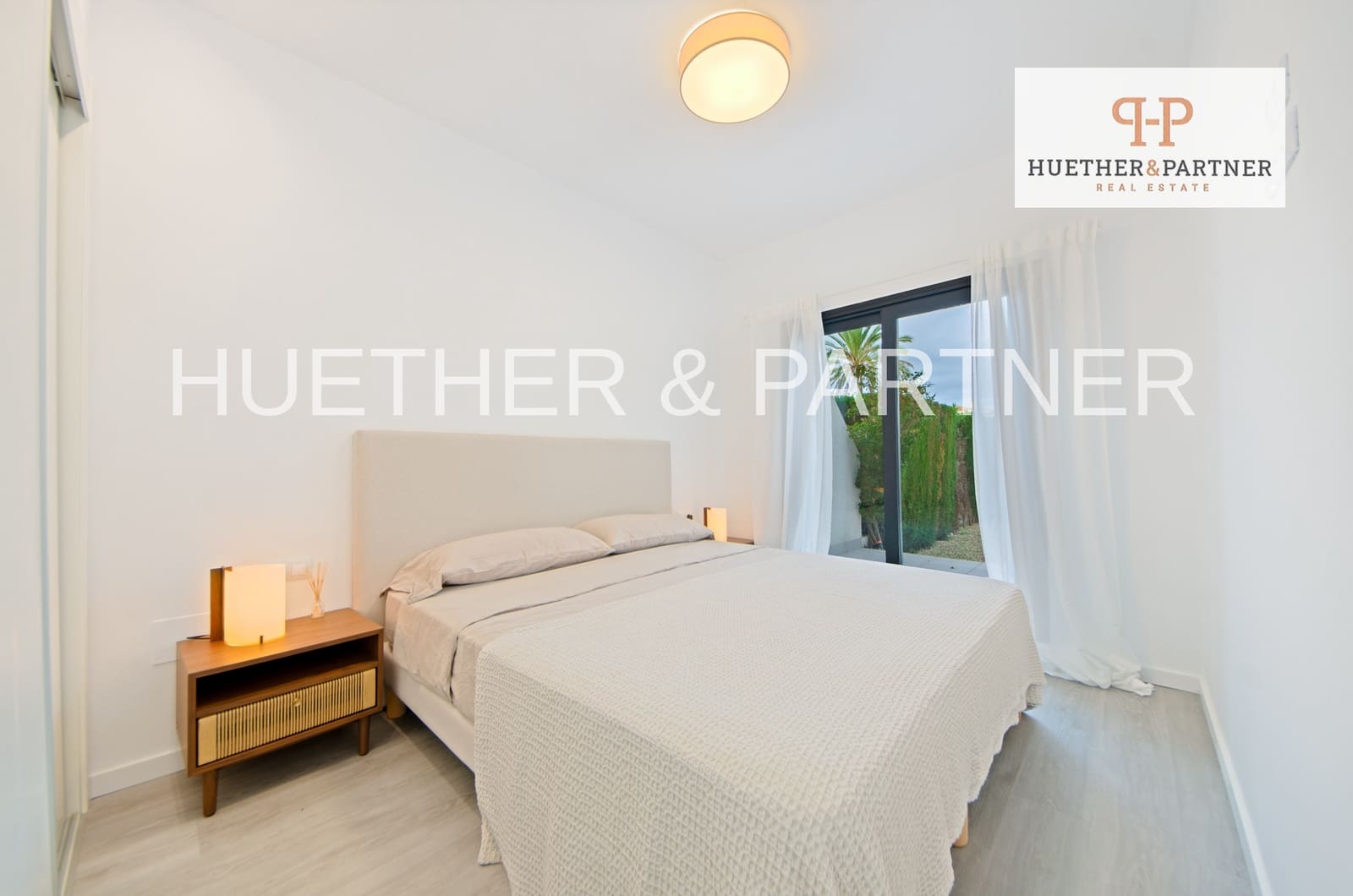 2 bedroom Flat for sale in Cala Murada - € 398,000 (Ref: 9603027)