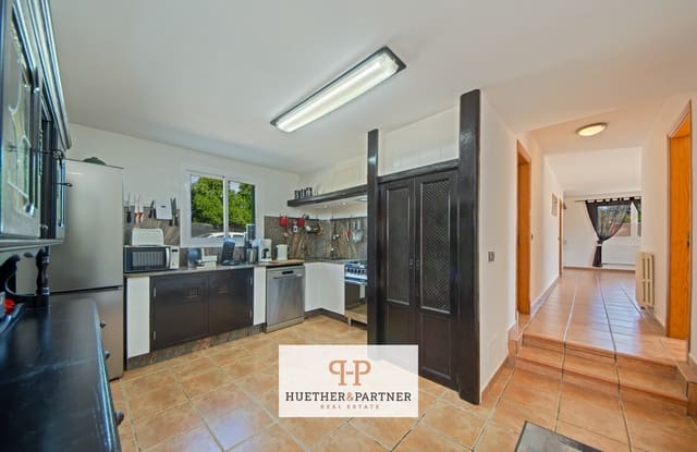 4 soverom Finca/Herregård til salgs i Llucmajor - € 699 000 (Ref: 9663329)