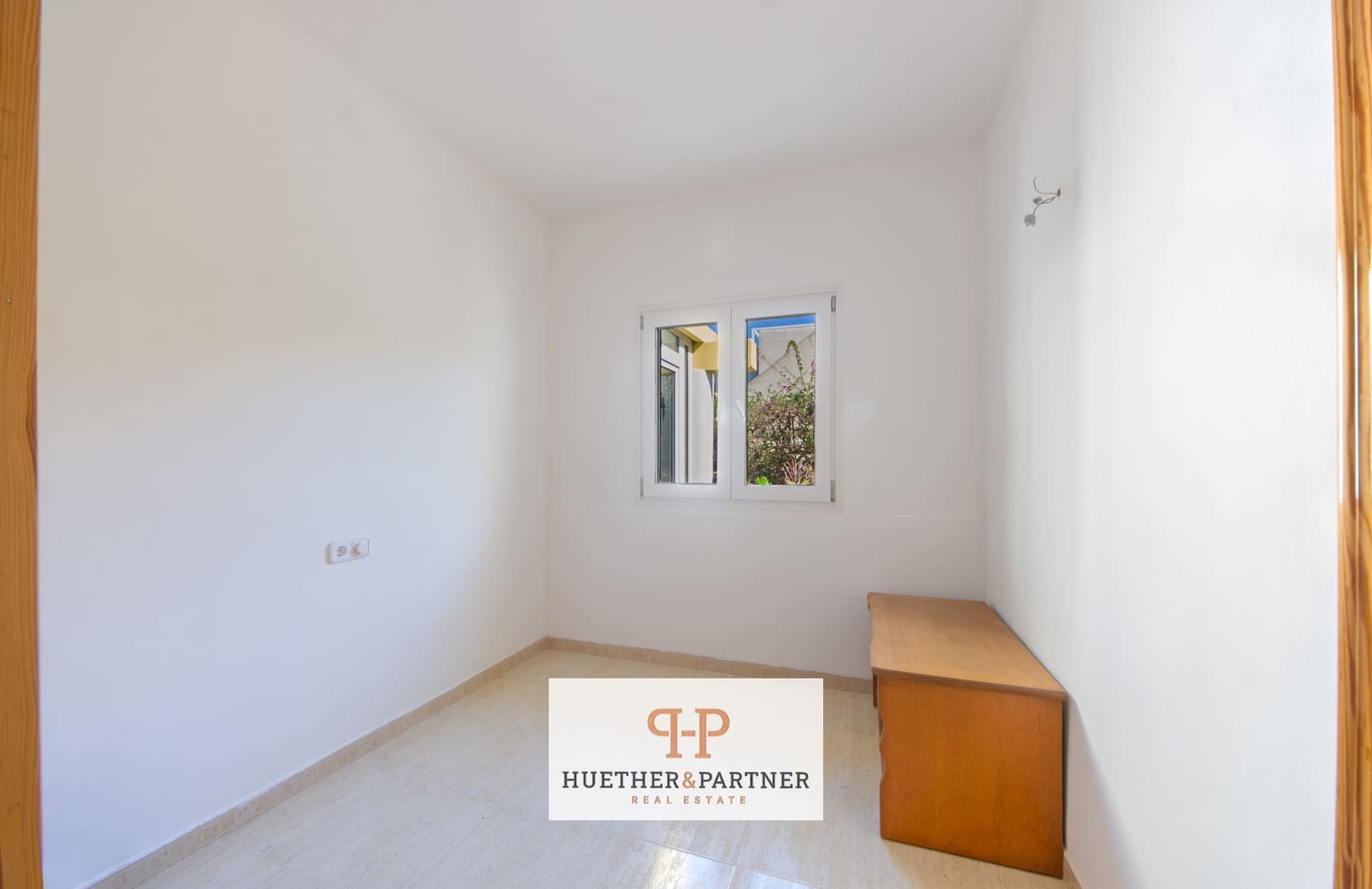 3 bedroom Townhouse for sale in Calas de Mallorca - € 395,000 (Ref: 9730177)