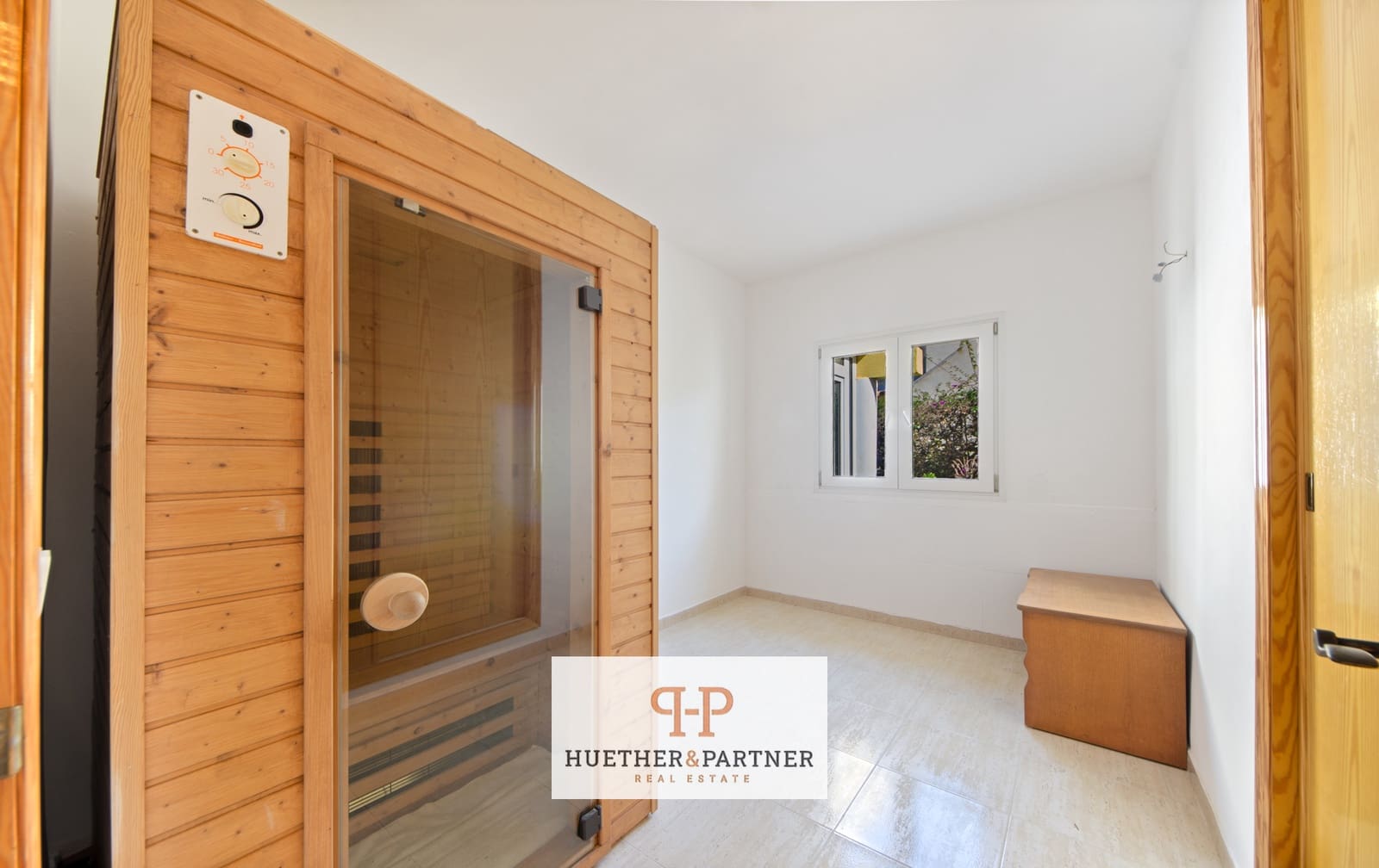 3 bedroom Townhouse for sale in Calas de Mallorca - € 395,000 (Ref: 9730177)