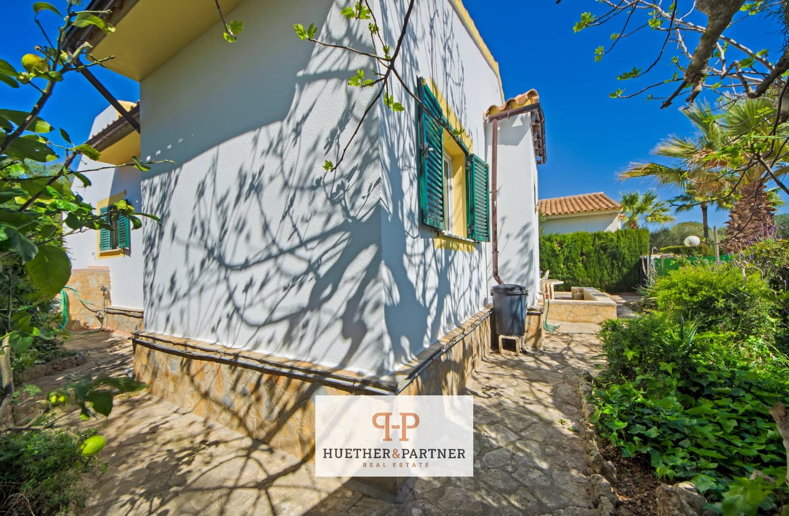 3 bedroom Townhouse for sale in Calas de Mallorca - € 395,000 (Ref: 9730177)