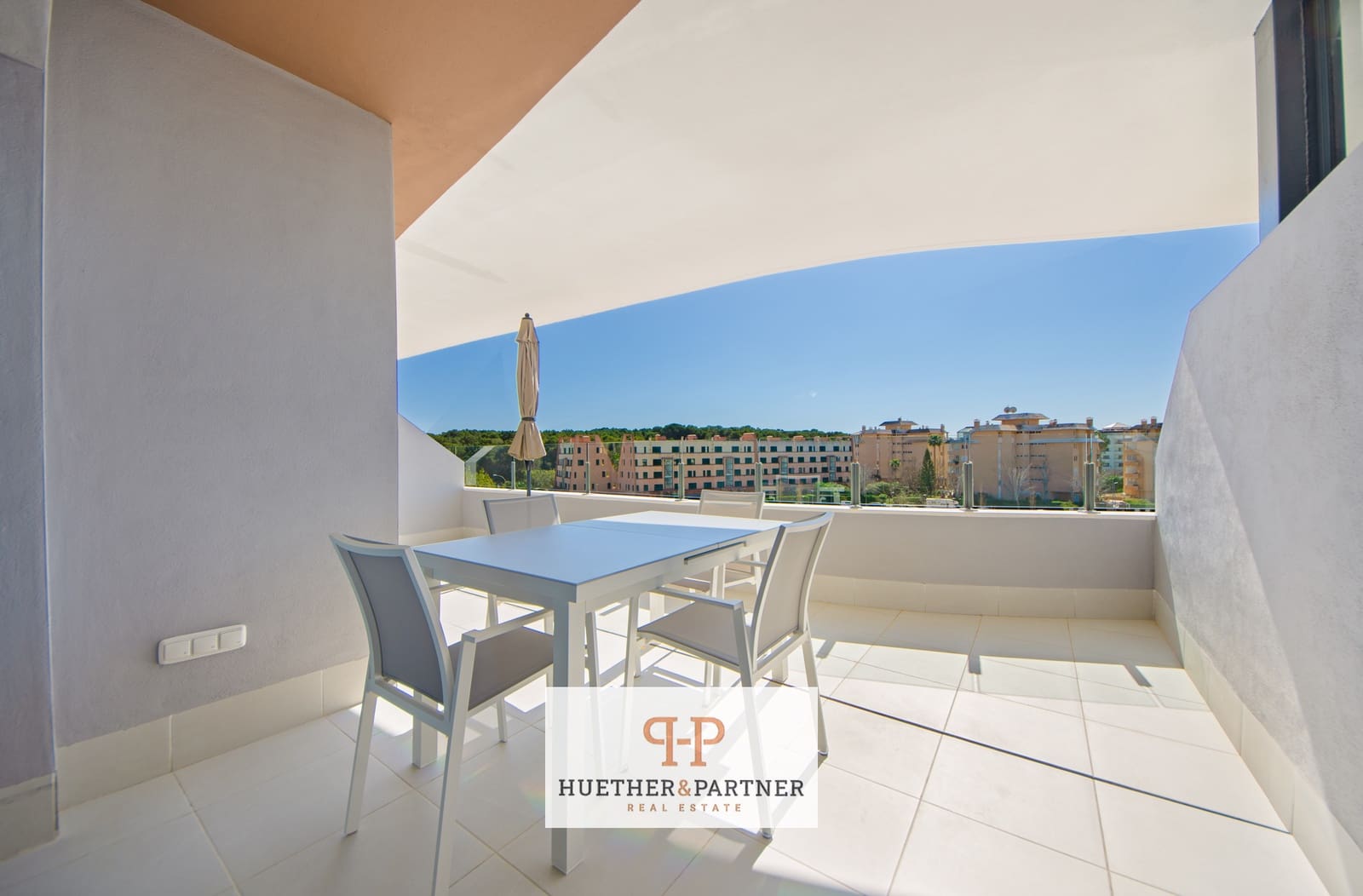 2 bedroom Flat for sale in Sa Coma - € 549,000 (Ref: 9734186)