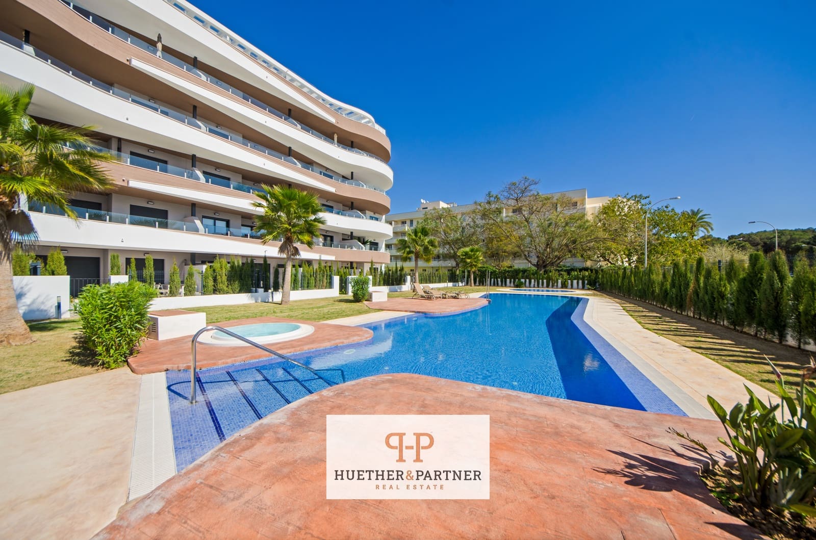 2 bedroom Flat for sale in Sa Coma - € 549,000 (Ref: 9734186)