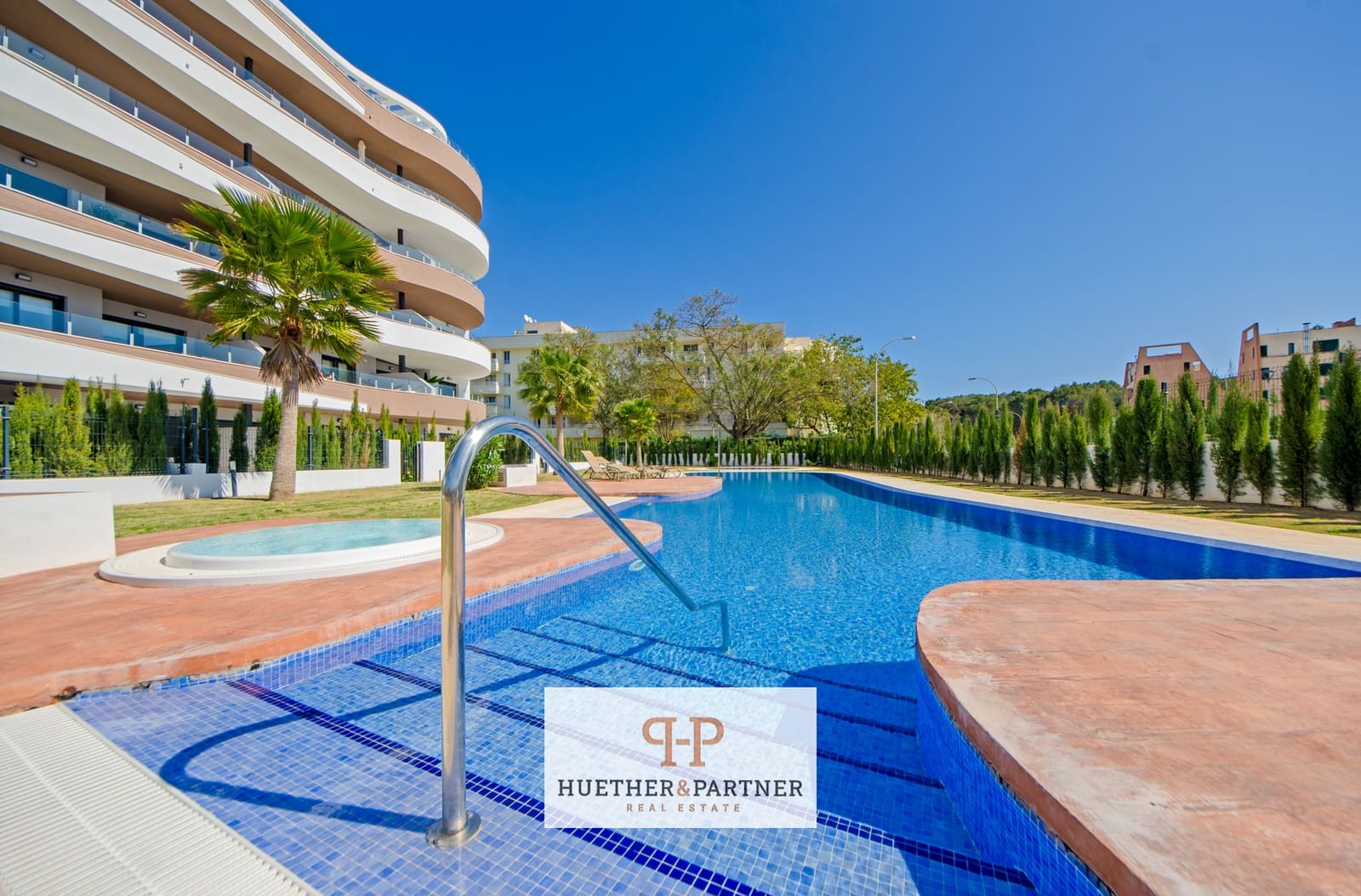 2 bedroom Flat for sale in Sa Coma - € 549,000 (Ref: 9734186)