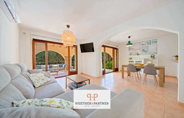 2 slaapkamer Rijtjeshuis te koop in Cala Romantica, Manacor - € 435.000 (Ref: 9752492)