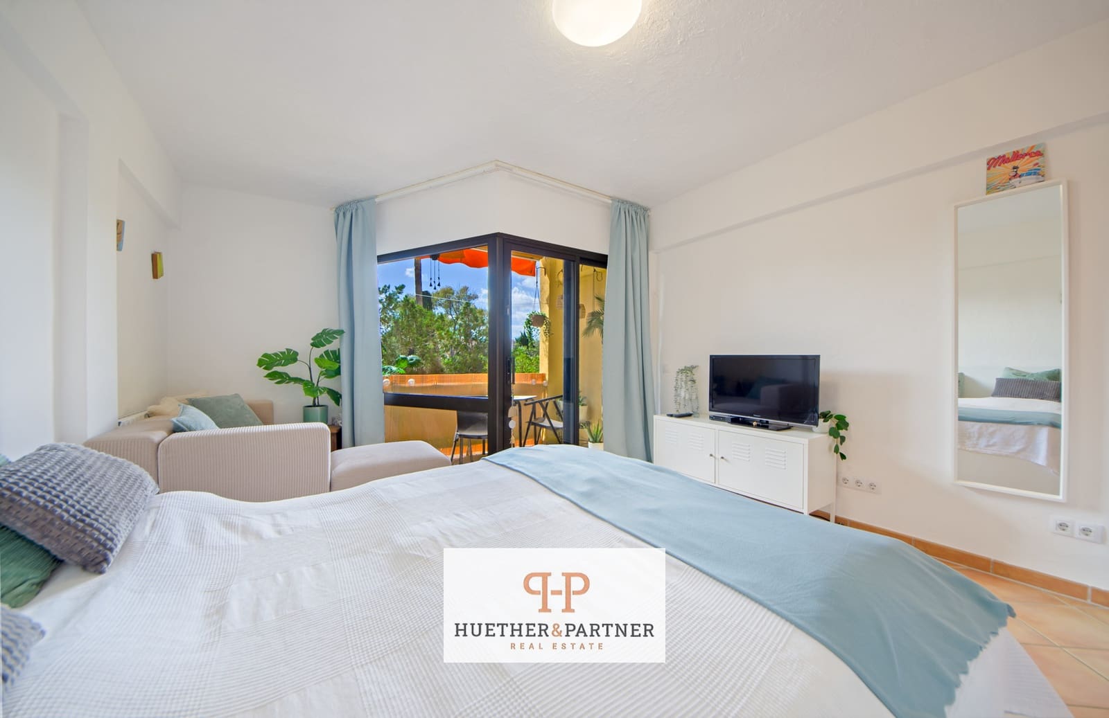 1 slaapkamer Flat te koop in Calas de Mallorca - € 140.000 (Ref: 9772442)