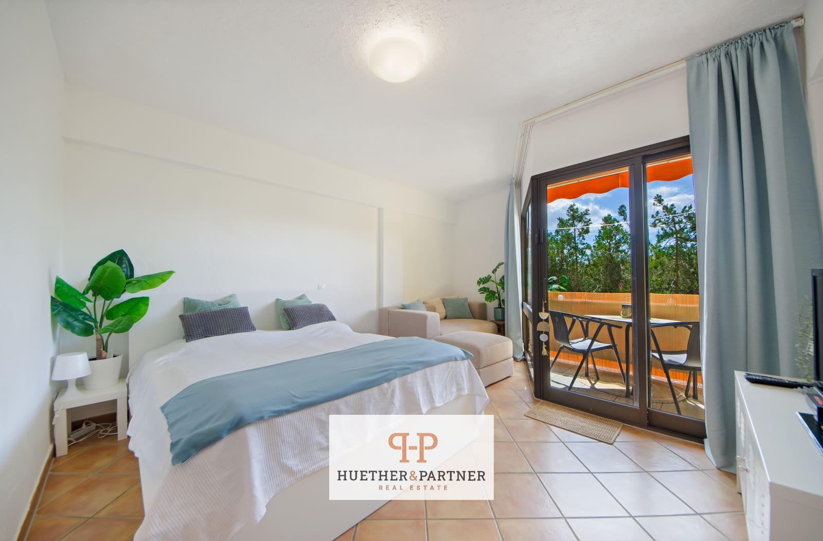 1 slaapkamer Flat te koop in Calas de Mallorca - € 140.000 (Ref: 9772442)