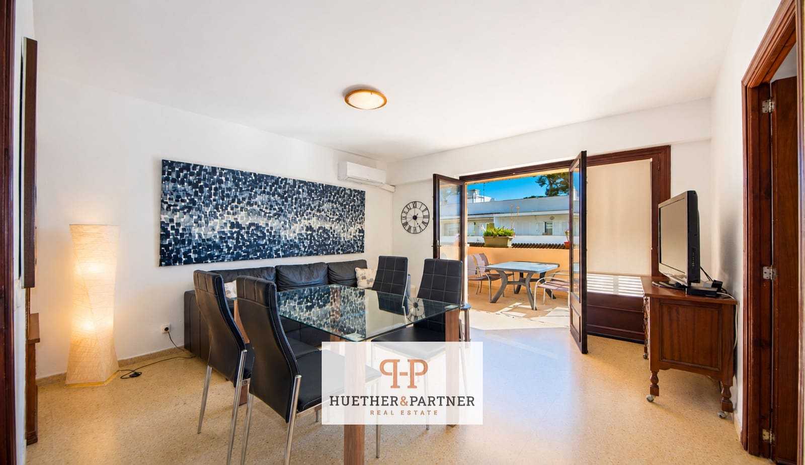 2 bedroom Flat for sale in Canyamel - € 302,000 (Ref: 9918781)