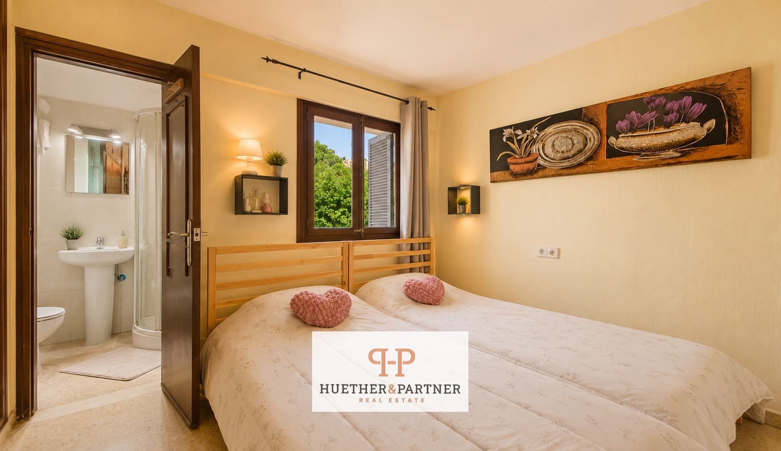2 bedroom Flat for sale in Canyamel - € 302,000 (Ref: 9918781)