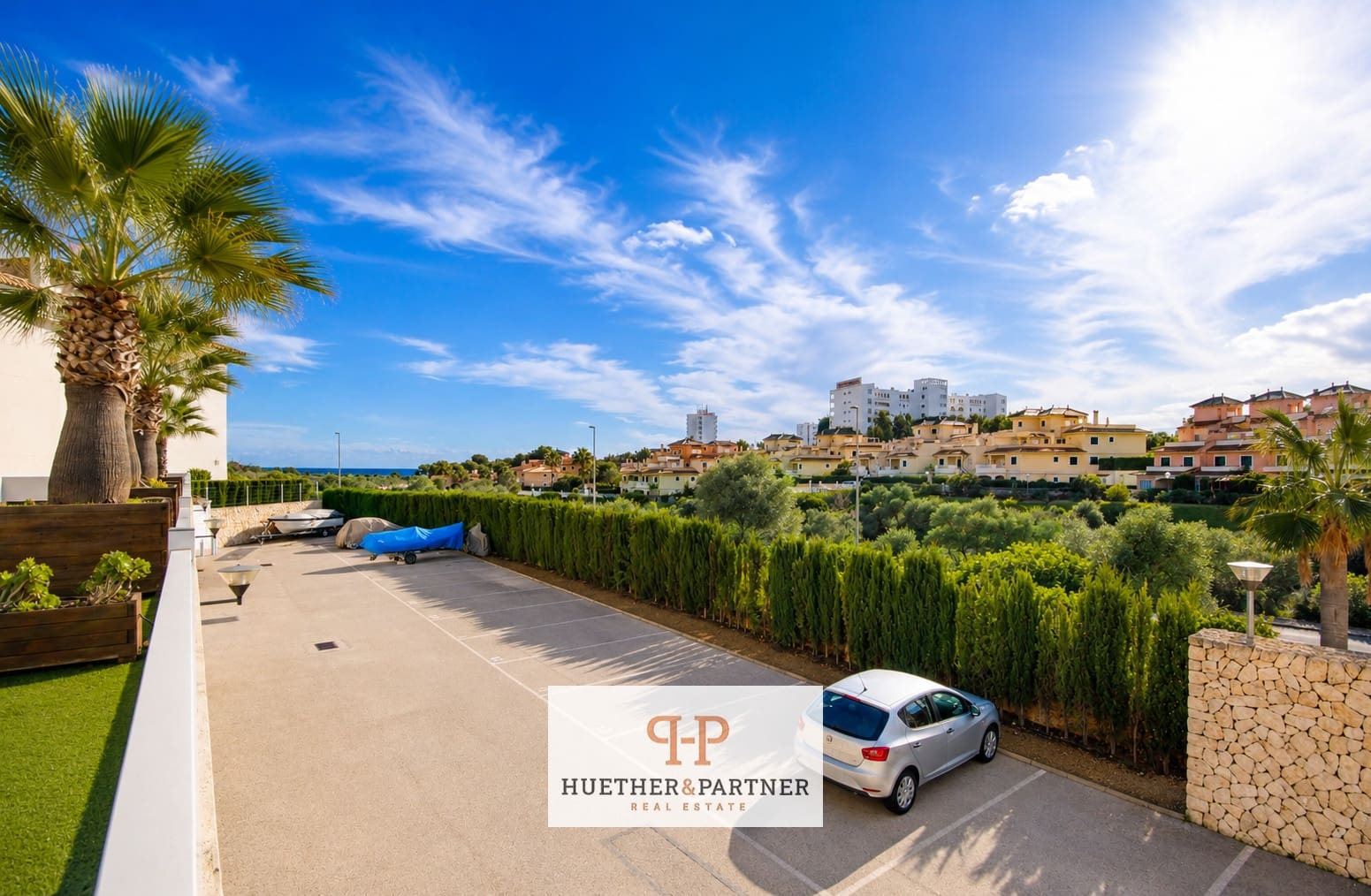 2 bedroom Flat for sale in Calas de Mallorca - € 355,000 (Ref: 9927898)