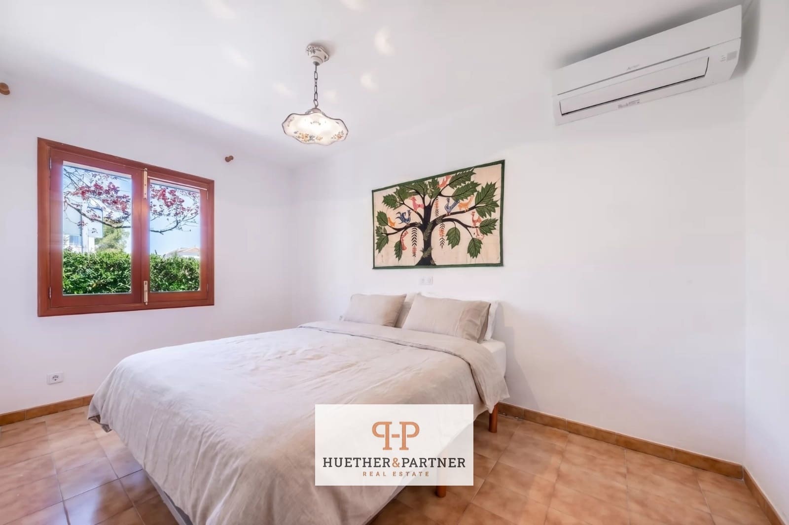 Piso de 3 habitaciones en Cala Mandia en venta - 650.000 € (Ref: 9999405)