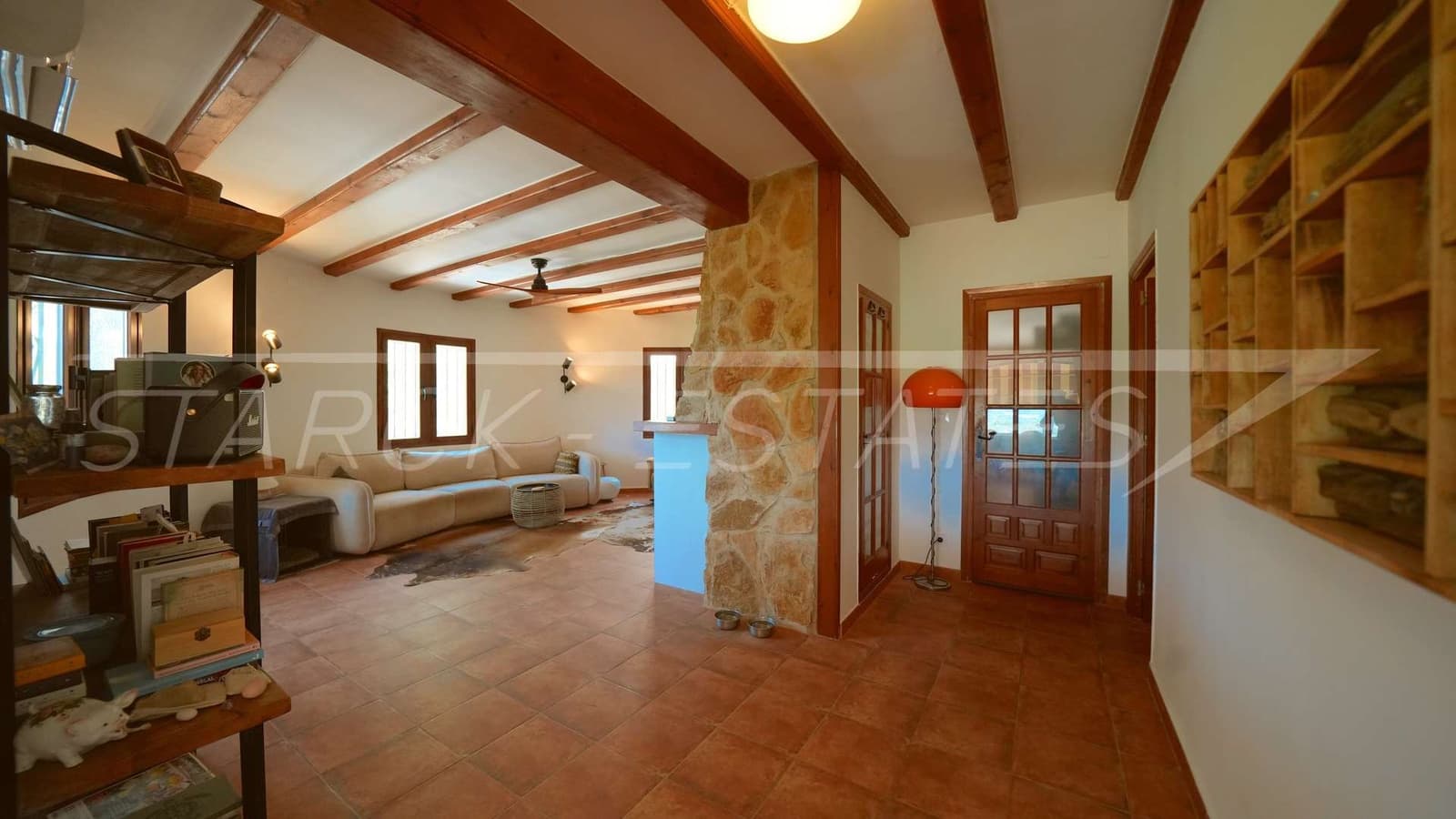 4 Zimmer Finca/Landgut zu verkaufen in Orba mit Pool - 595.000 € (Ref: 10004379)
