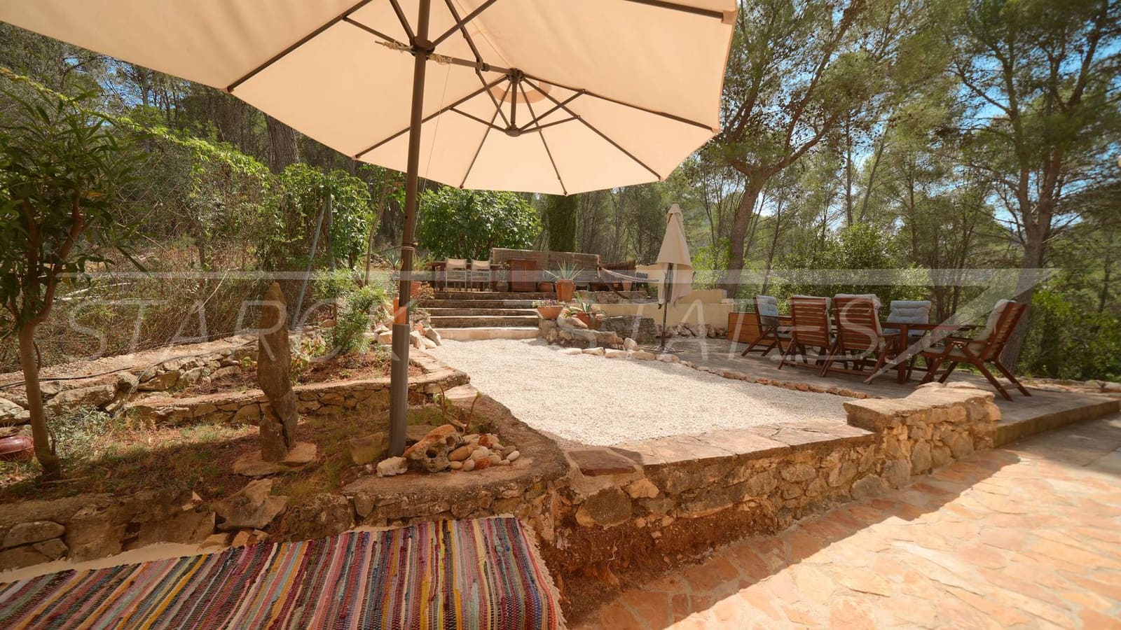 4 Zimmer Finca/Landgut zu verkaufen in Orba mit Pool - 595.000 € (Ref: 10004379)