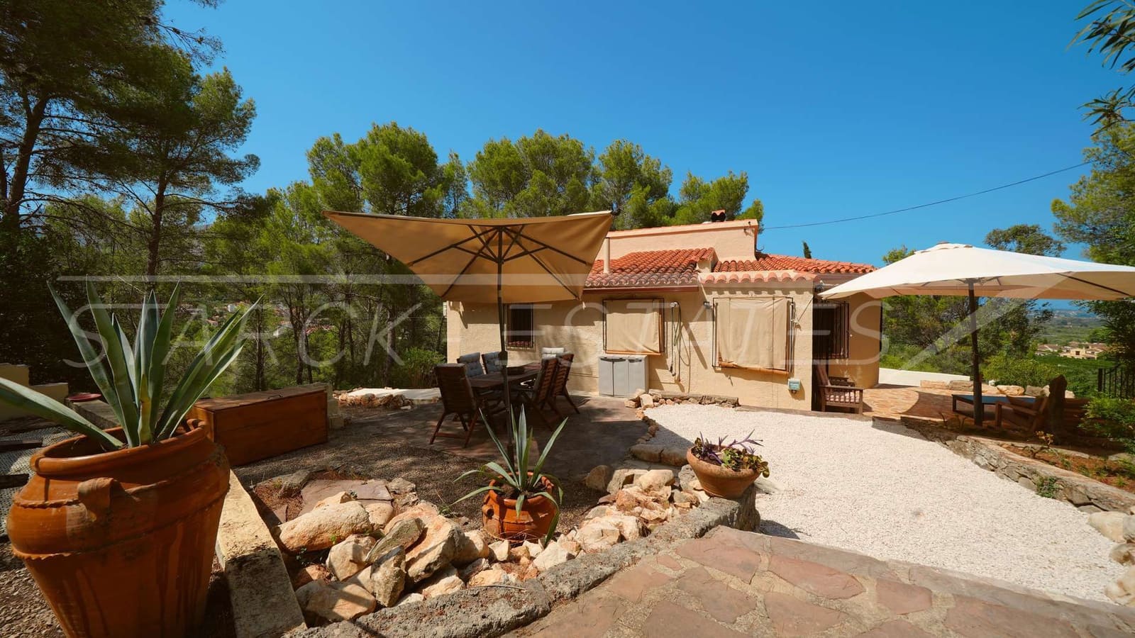 4 Zimmer Finca/Landgut zu verkaufen in Orba mit Pool - 595.000 € (Ref: 10004379)