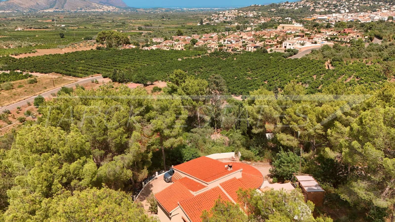 4 Zimmer Finca/Landgut zu verkaufen in Orba mit Pool - 595.000 € (Ref: 10004379)