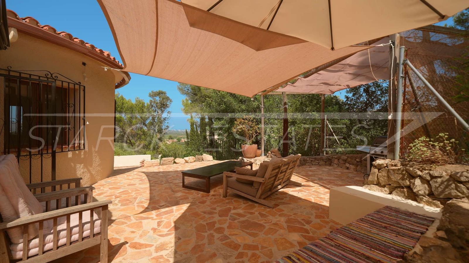 4 Zimmer Finca/Landgut zu verkaufen in Orba mit Pool - 595.000 € (Ref: 10004379)