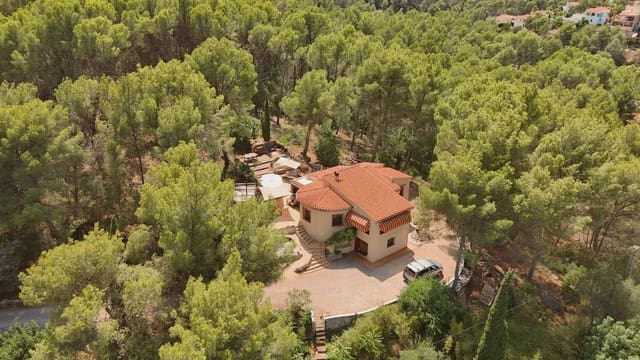 4 soverom Finca/Herregård til salgs i Orba med svømmebasseng - € 595 000 (Ref: 10004379)